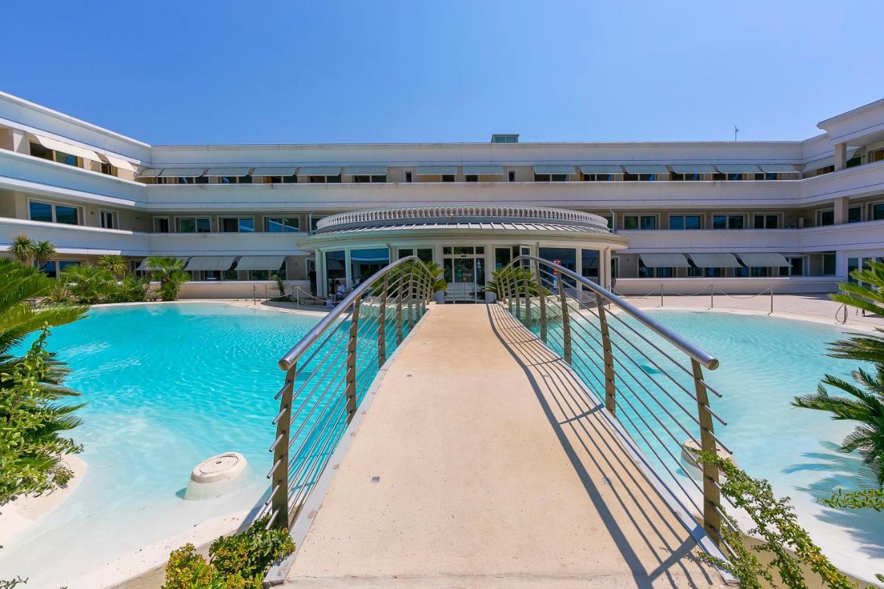 Rivoltella Apt With Pool 600M From Lake - Happy Rentals Desenzano del Garda Bagian luar foto